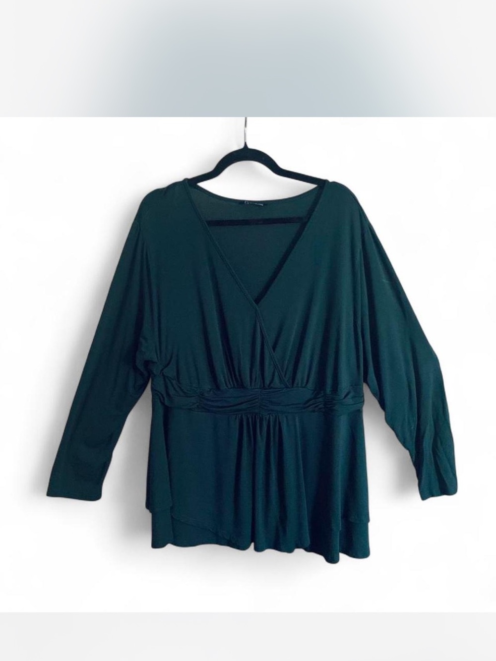 Classy BloomChic Dark Green long sleeve V-Neck Blouse with ruched waist size 18